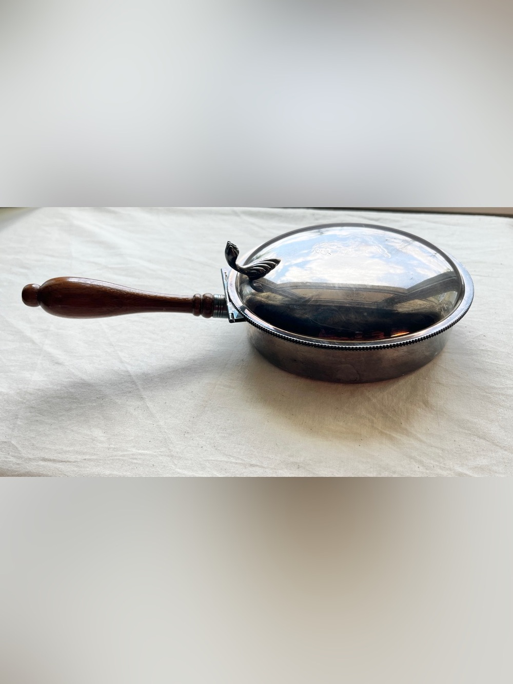 Polished Silver Plate Crumb acatche Wooden Handle and Dome Lid